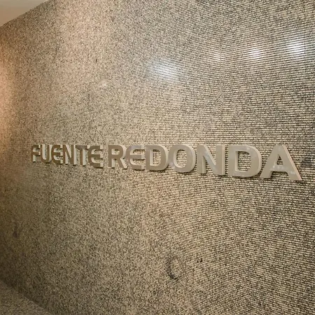 Fuente Redonda Luxury Отель